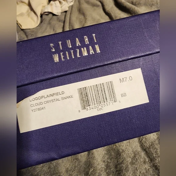 NIB Stuart Weitzman python-embossed peep-toe heels Size 7 - Picture 5 of 5